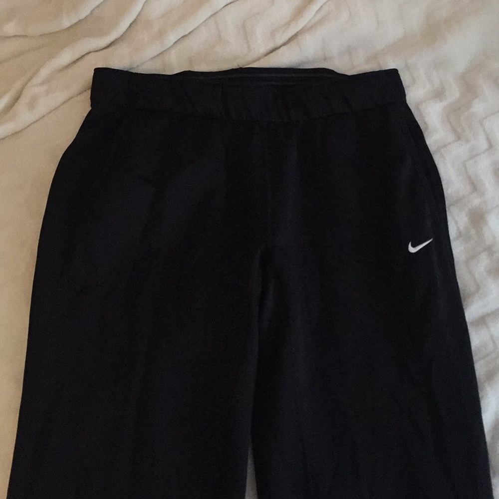 Nike dri fit sweatpants